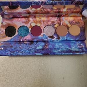 Kaleidos Futurism Palette